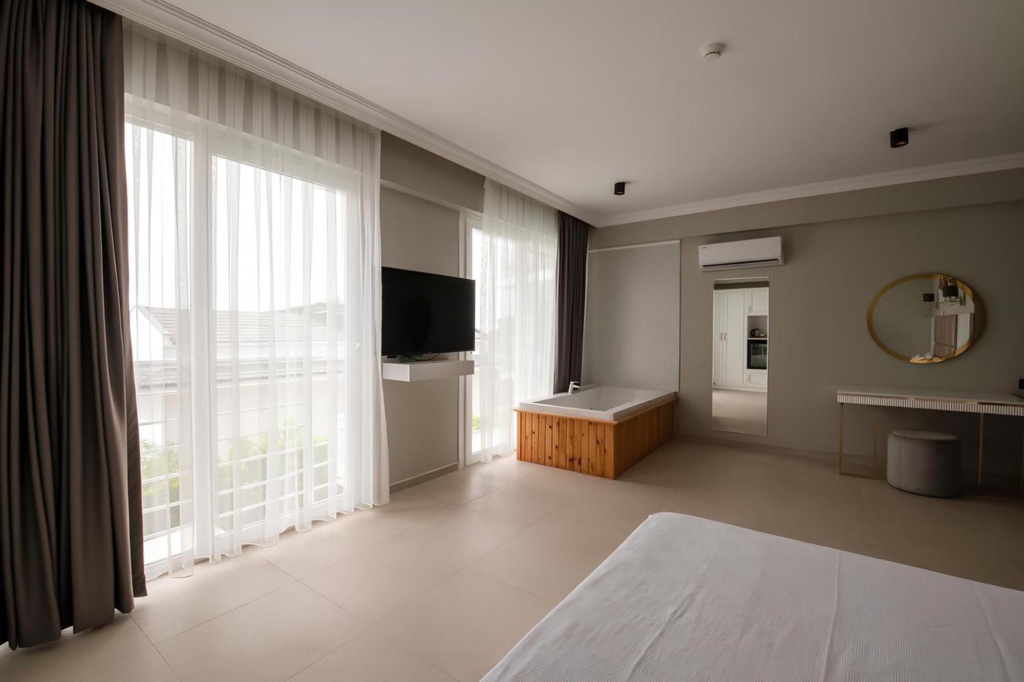 Hotel Ramada By Wyndham Fethiye Oludeniz Adult Only Esterno foto