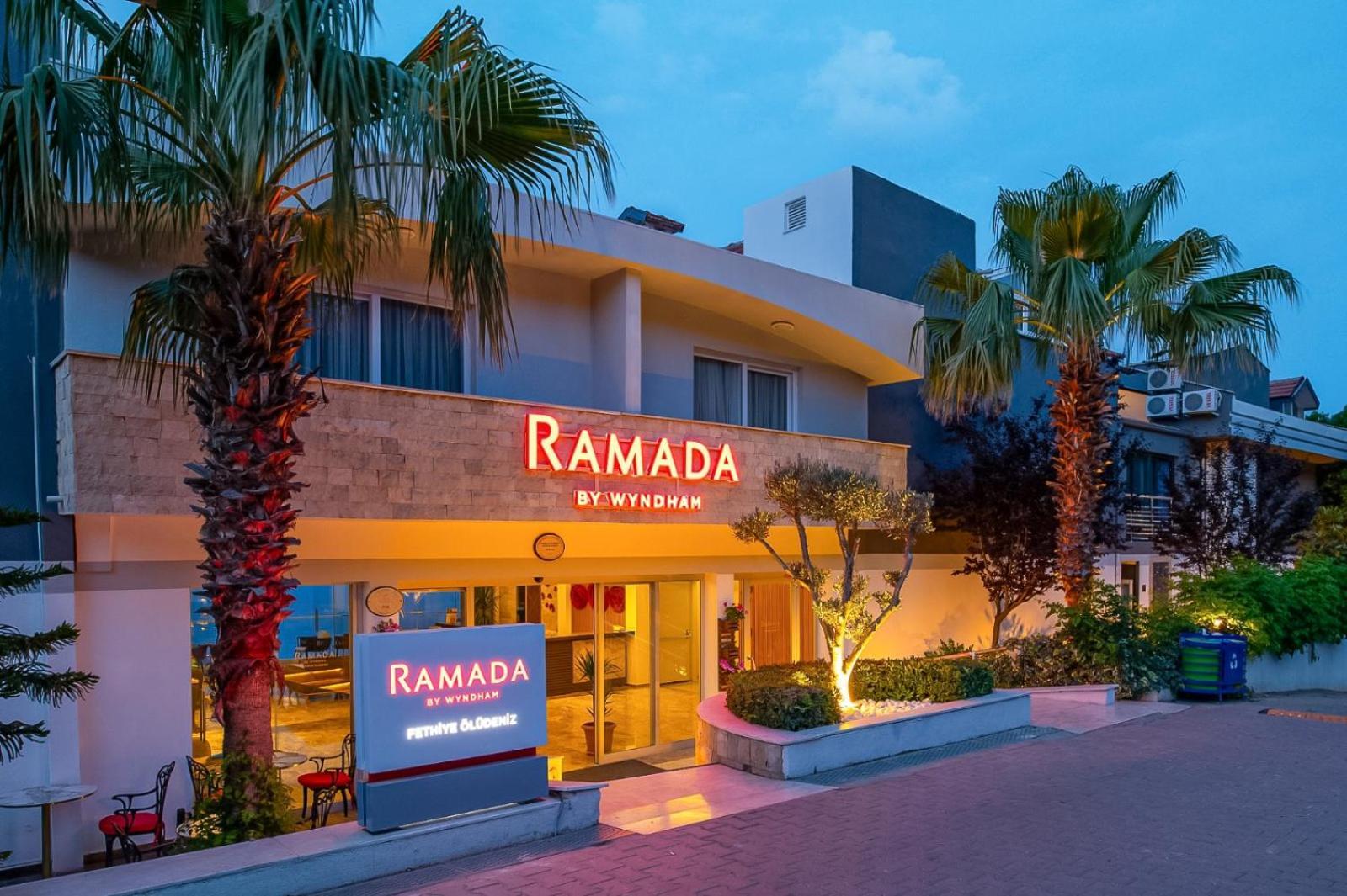 Hotel Ramada By Wyndham Fethiye Oludeniz Adult Only Esterno foto