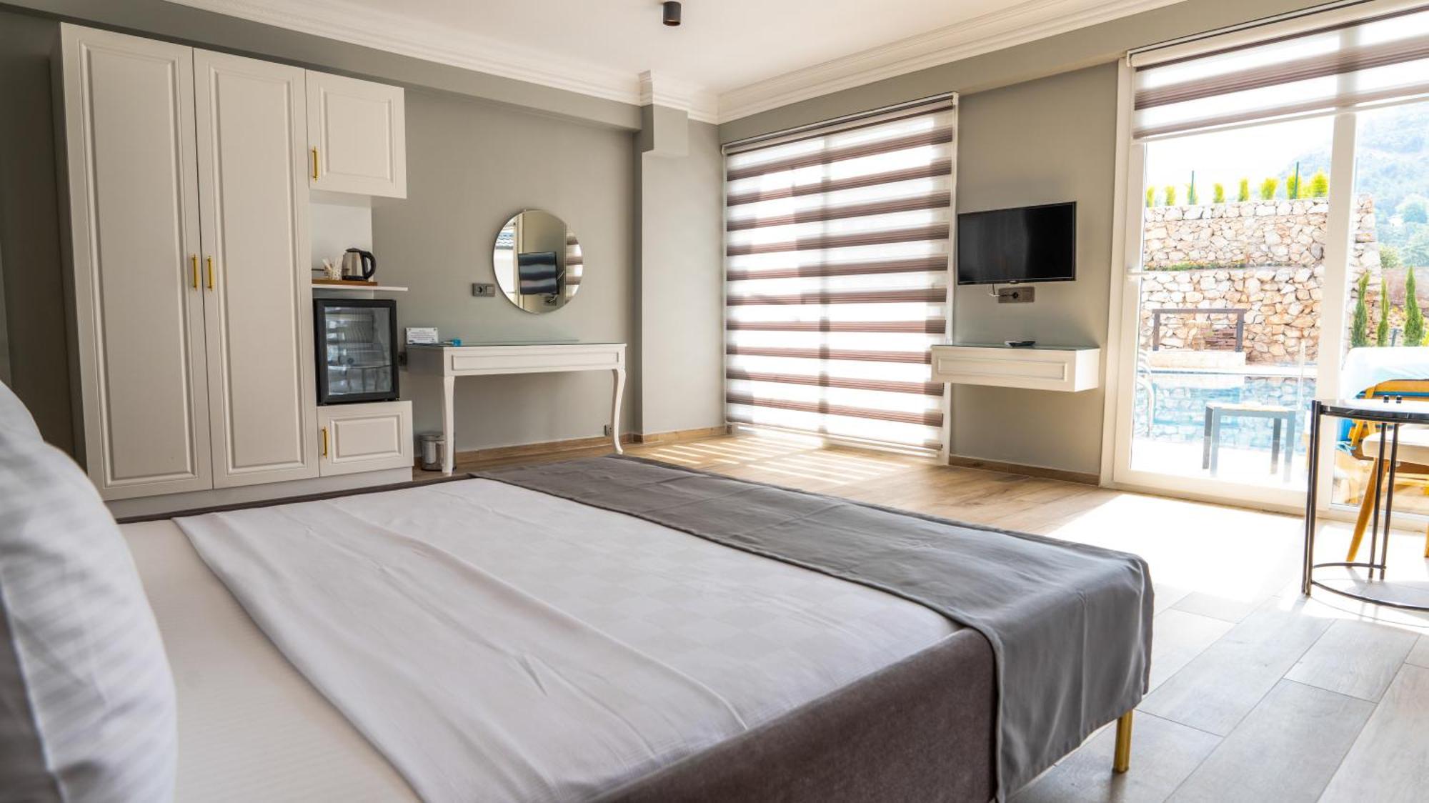 Hotel Ramada By Wyndham Fethiye Oludeniz Adult Only Esterno foto
