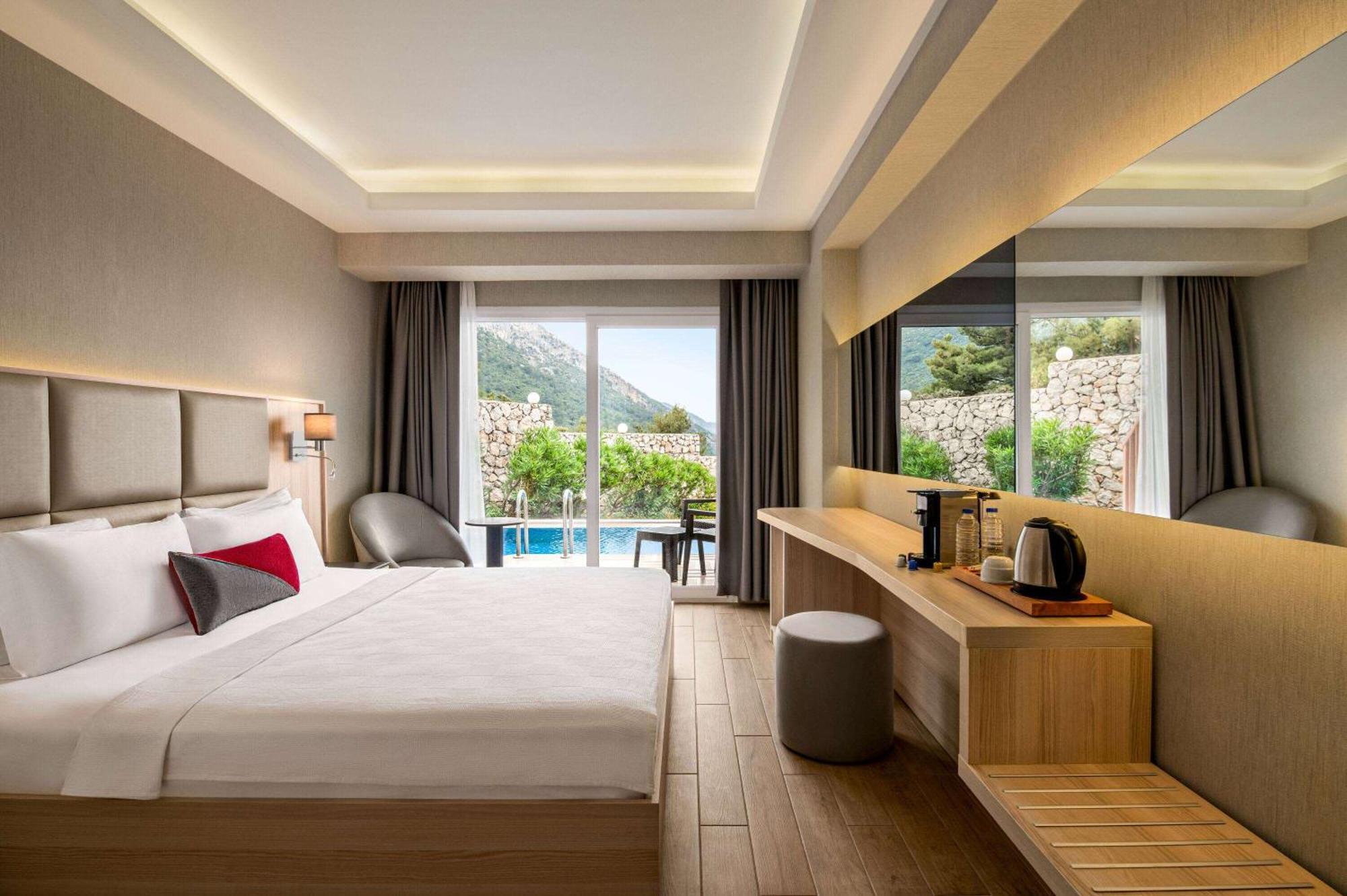 Hotel Ramada By Wyndham Fethiye Oludeniz Adult Only Esterno foto