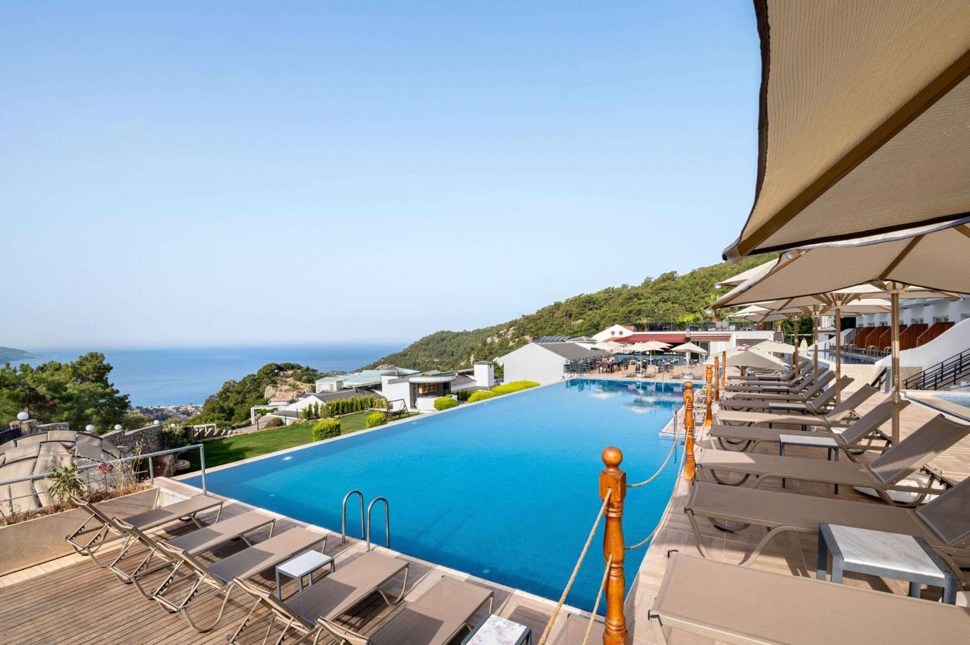 Hotel Ramada By Wyndham Fethiye Oludeniz Adult Only Esterno foto