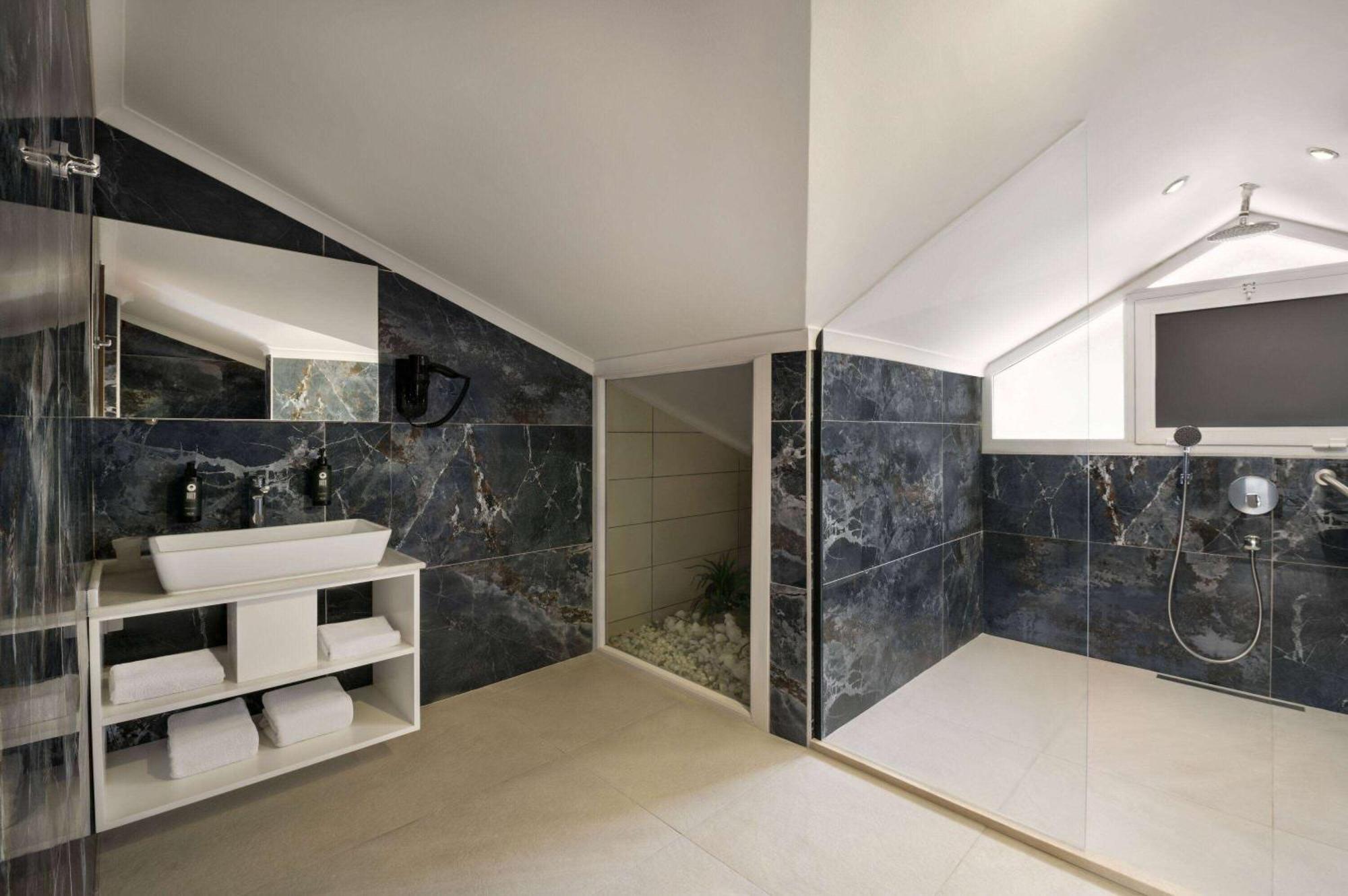 Hotel Ramada By Wyndham Fethiye Oludeniz Adult Only Esterno foto